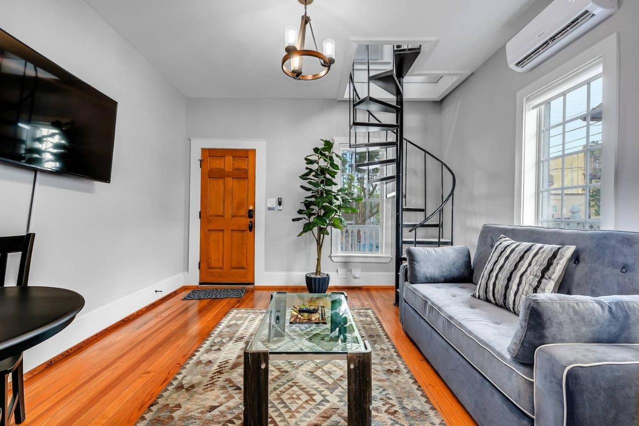 Mckenize Guest House: Travis Suite 1 Bd, 1Ba Marble Falls Exterior foto